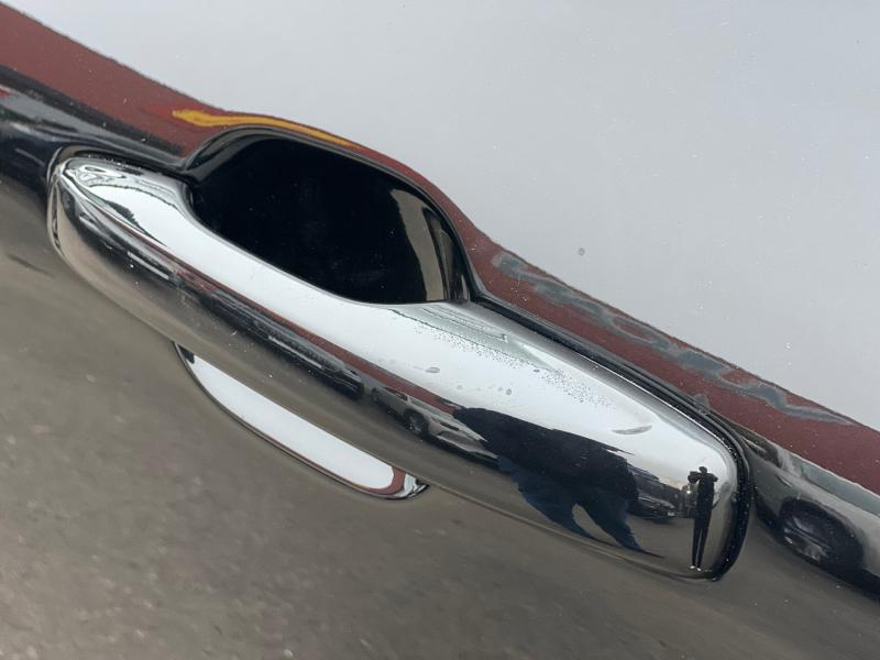 Car Thumb