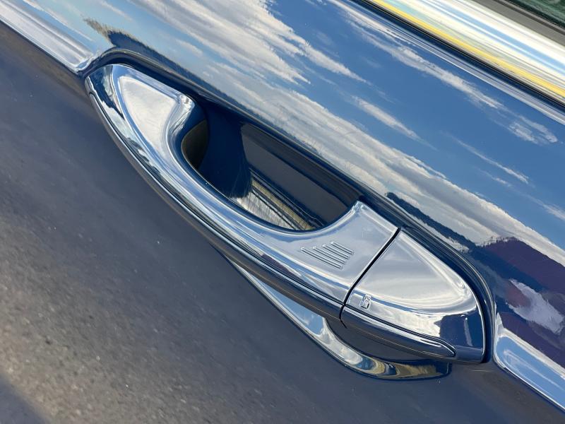 Car Thumb